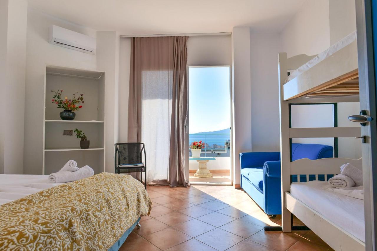 Hotel Leon Sarandë Kamer foto