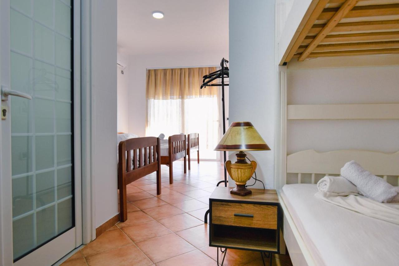 Hotel Leon Sarandë Buitenkant foto